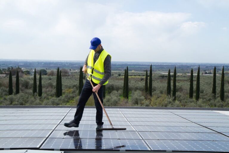 Maximizing Your Solar Efficiency: A Comprehensive Cleaning Solar Panel